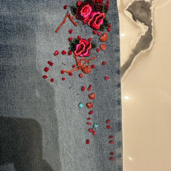 Beautiful beaded vintage Blumarine Luxury bootcut jeans.  Size 42 - Picture 4 of 14